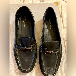 Women’s Donald J.Pliner black leather suede loafers